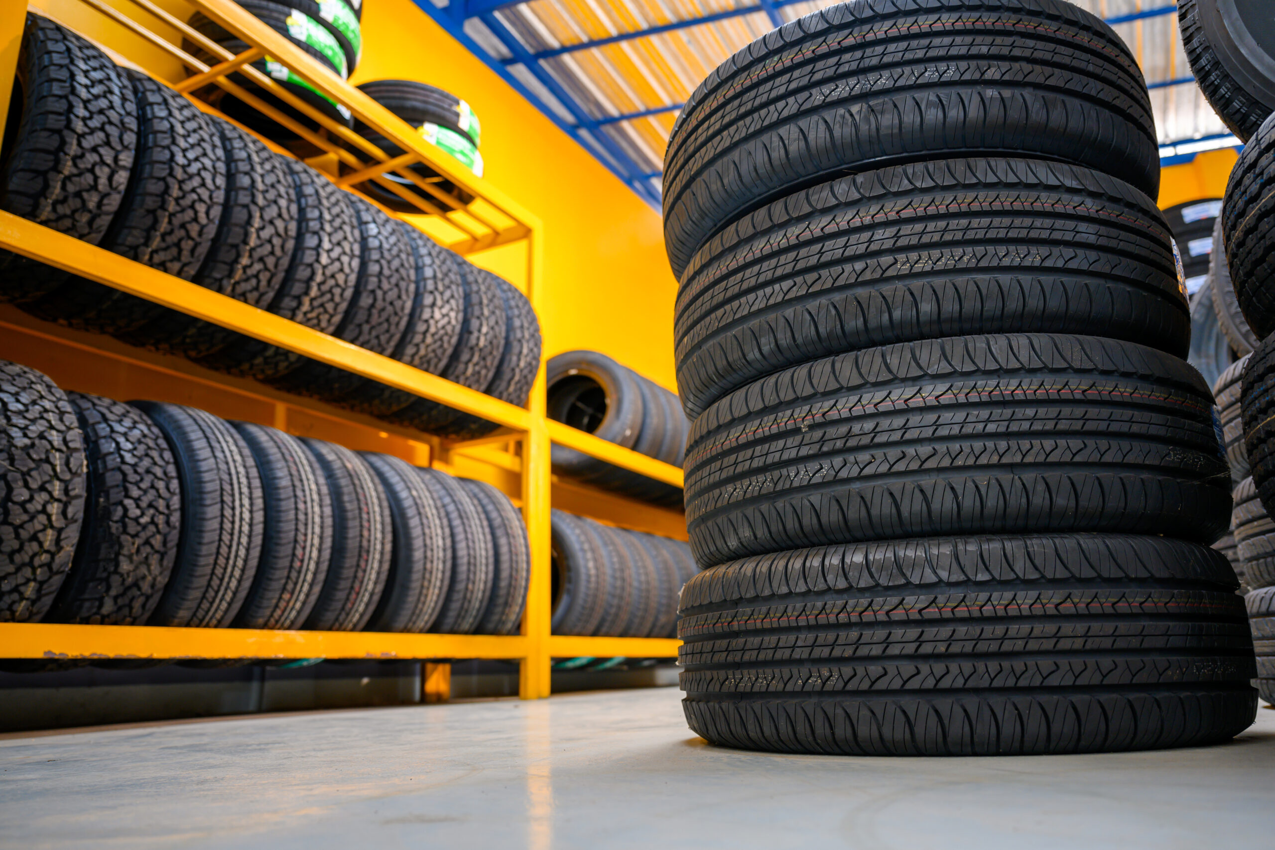 4wdトラックの特徴を2wdと比べて解説 新車と中古車の相場価格も紹介 中古トラック販売のステアリンク