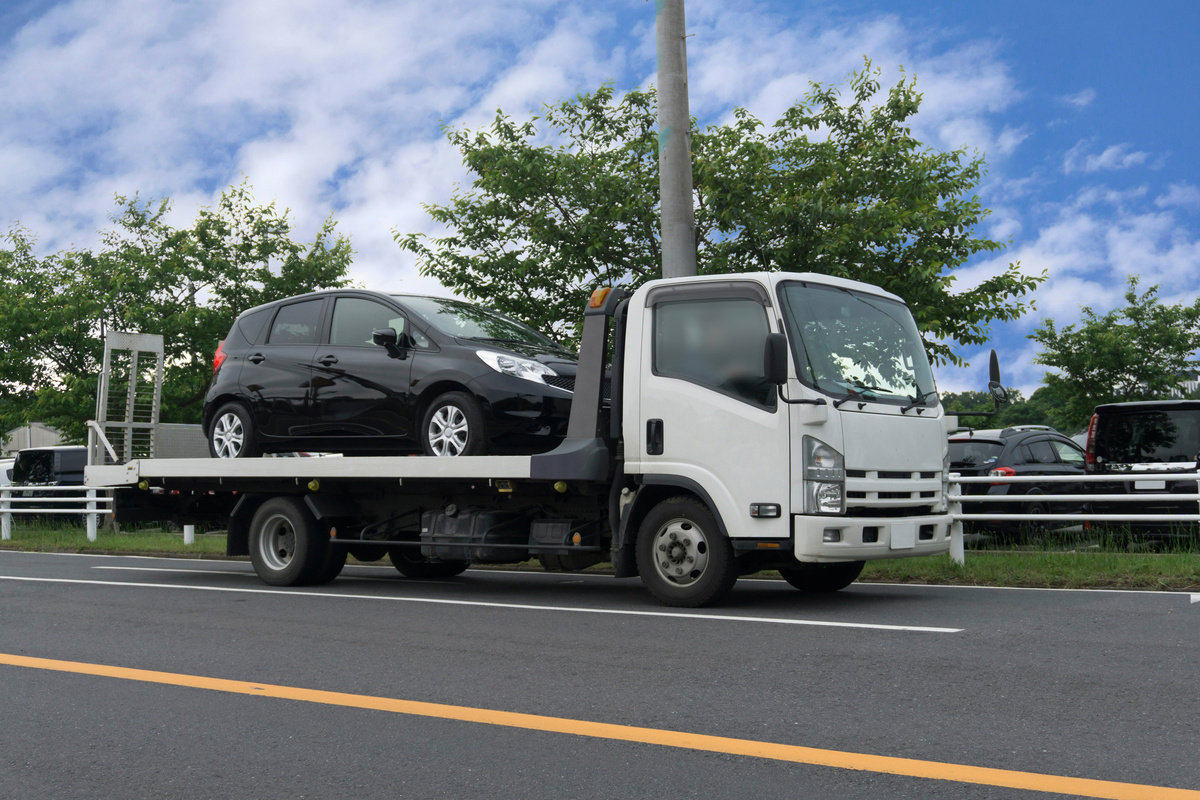 積載車（キャリアカー）