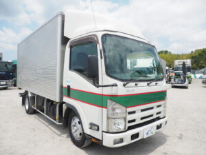 2tトラック車のサイズと積載量 中古トラック販売のステアリンク