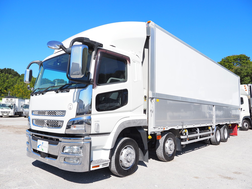 三菱ふそうスーパーグレートを解説|特徴や新車・中古車価格など完全