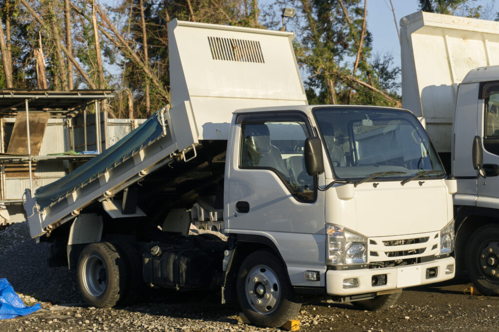 ダンプカーの画像