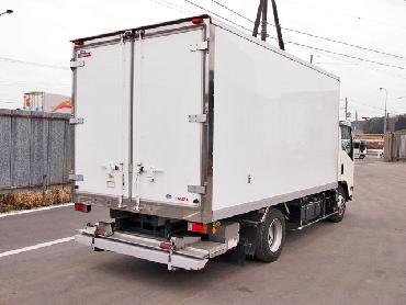 いすゞ エルフ 冷凍バン 小型 BDG-NPR85AN 年式 H21[写真03]