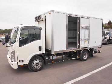 いすゞ エルフ 冷凍バン 小型 BDG-NPR85AN 年式 H21[写真05]