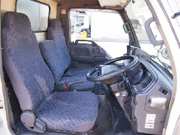 いすゞ エルフ バン車 小型 KR-NKR81LAV 年式 H16 [写真10]