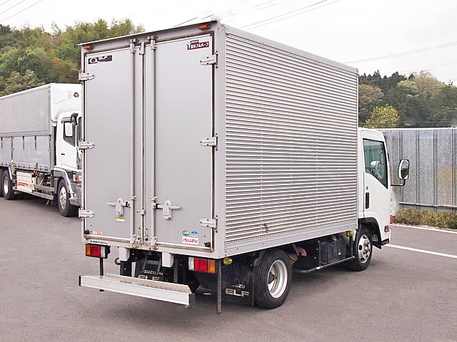 いすゞ エルフ バン車 小型 BKG-NLR85AN 年式 H20[写真04]
