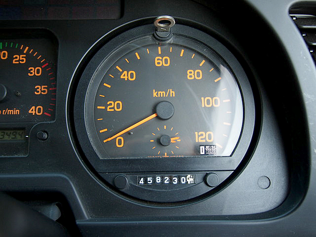 いすゞ フォワード ウイング車 中型 KK-FRR35L4 年式 H16[写真12]