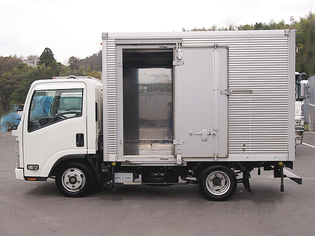 いすゞ エルフ バン車 小型 BKG-NLR85AN 年式 H20[写真08]