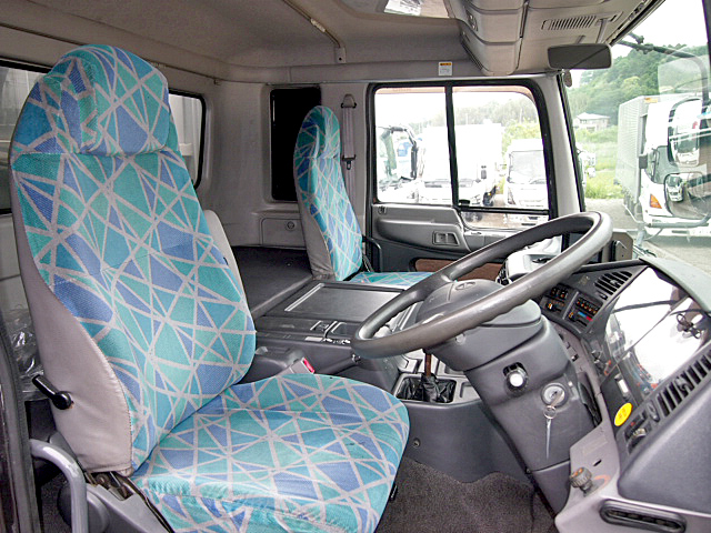 日野 プロフィア ウイング車 大型 KL-FR1KXHA 年式 H15[写真11]