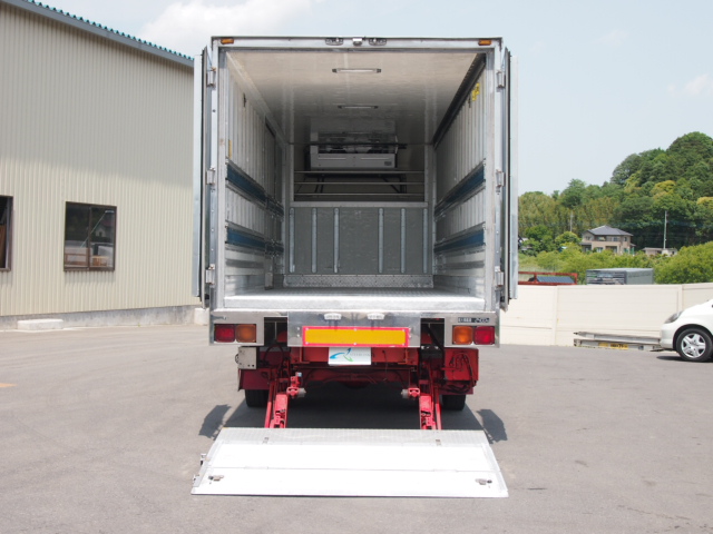 三菱ふそう ファイター 冷凍バン 中型 PA-FK61FK 年式 H17[写真08]