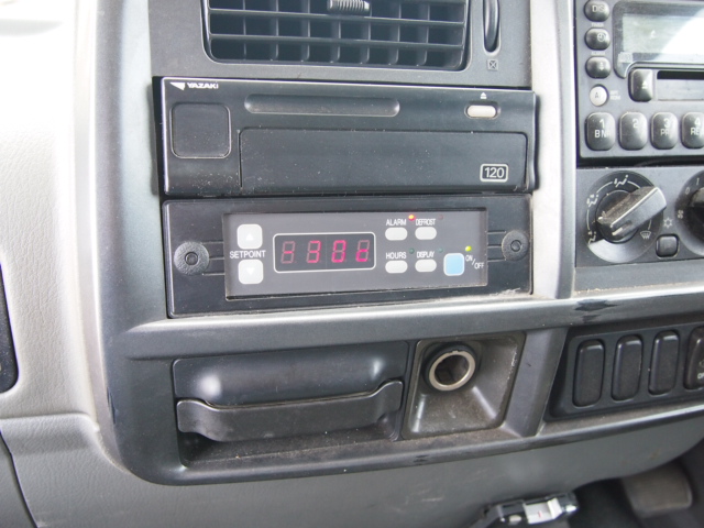 三菱ふそう ファイター 冷凍バン 中型 PA-FK61FK 年式 H17[写真13]