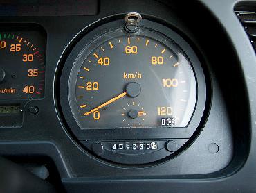 いすゞ フォワード ウイング車 中型 KK-FRR35L4 年式 H16 [写真12]