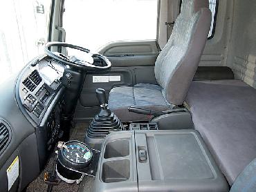 いすゞ フォワード 冷凍バン 中型 PA-FRR34L4 年式 H17 [写真18]