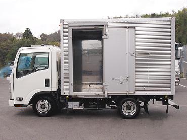 いすゞ エルフ バン車 小型 BKG-NLR85AN 年式 H20 [写真08]