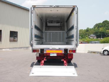 三菱ふそう ファイター 冷凍バン 中型 PA-FK61FK 年式 H17 [写真08]