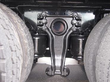 いすゞ ギガマックス ウイング車 大型 PJ-CYJ51W5 年式 H16[写真10]