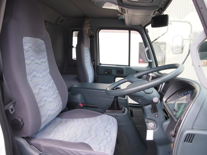 UDトラックス コンドル ウイング車 中型 PB-MK36A 年式 H17[写真12]