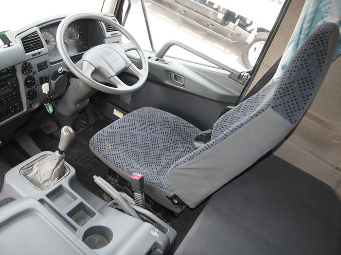 三菱ふそう ファイター ウイング車 中型 PA-FK61F 年式 H18[写真16]