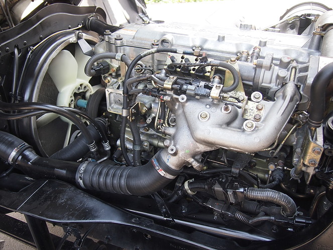 三菱ふそう ファイター ウイング車 中型 PA-FK61F 年式 H18[写真19]