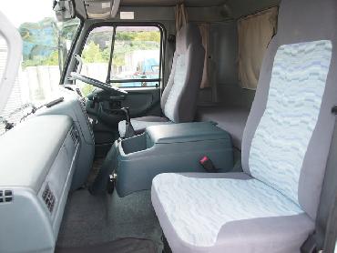 UDトラックス コンドル ウイング車 中型 PB-MK36A 年式 H17 [写真16]