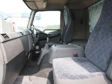 三菱ふそう ファイター ウイング車 中型 PA-FK61F 年式 H18 [写真15]