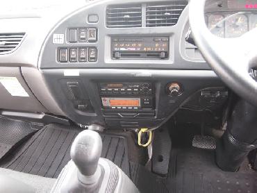 いすゞ フォワード ウイング車 中型 PA-FRD34L4 年式 H19[写真10]