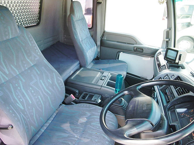 いすゞ フォワード 冷凍ウイング 中型 PA-FRR34L4 年式 H18[写真11]