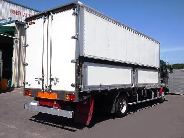 いすゞ フォワード 冷凍ウイング 中型 PA-FRR34L4 年式 H18 [写真05]