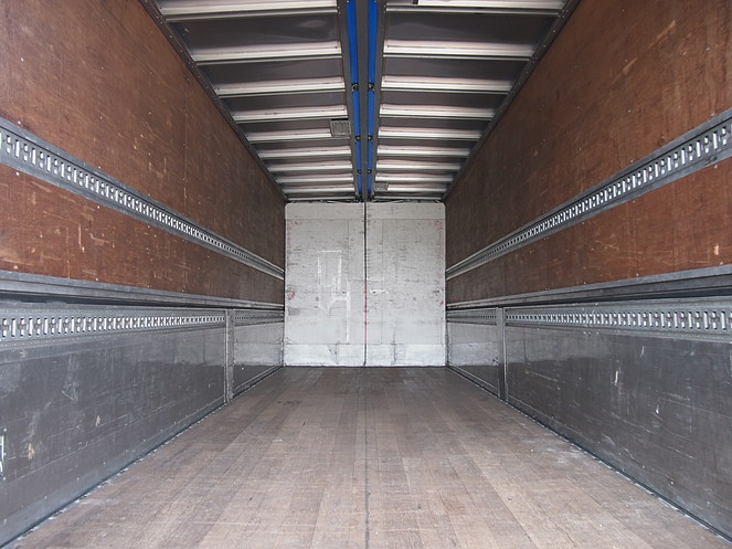 三菱ふそう ファイター ウイング車 中型 KK-FK61HM 年式 H16[写真12]