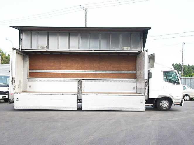 三菱ふそう ファイター ウイング車 中型 KK-FK61HM 年式 H16[写真08]