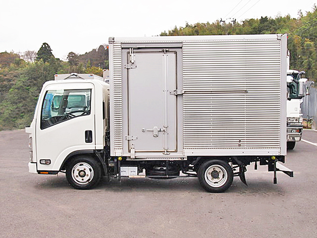 いすゞ エルフ バン車 小型 BKG-NLR85AN 年式 H20[写真07]