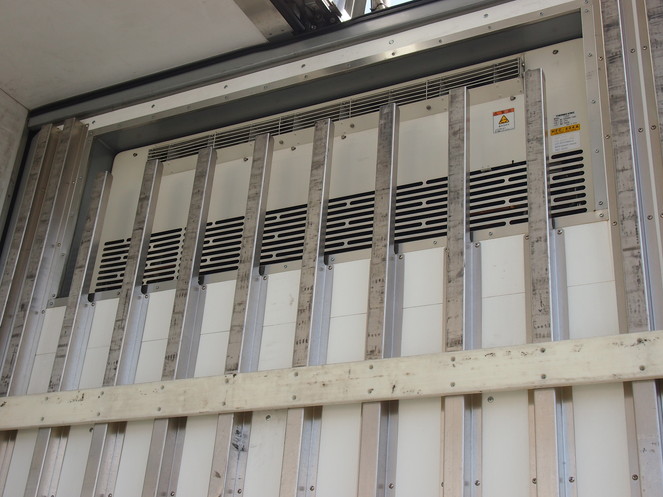 日野 グランドプロフィア 冷凍ウイング 大型 BKG-FR1EXYG 年式 H19[写真18]