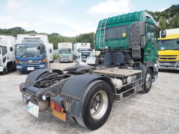 いすゞ ギガ トラクタ 大型 PKG-EXD52D8 年式 H22[写真04]