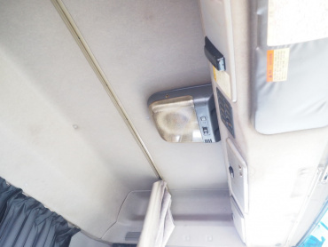 いすゞ ギガ トラクタ 大型 PKG-EXD52D8 年式 H22[写真26]