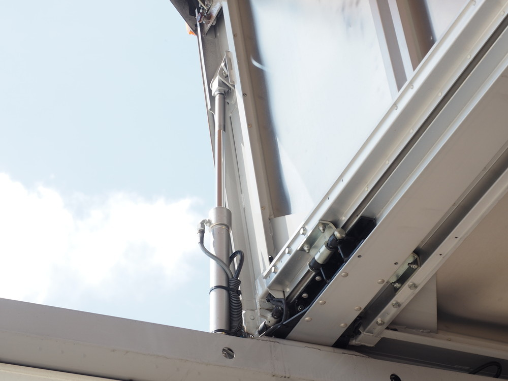 いすゞ フォワード ウイング車 中型 TKG-FRR90S2 年式 H26[写真12]