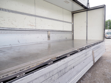 日野 レンジャー 冷凍ウイング 中型 TKG-FD7JLAA 年式 H25 [写真23]