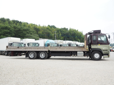 いすゞ ギガ 平ボディ 大型 QKG-CYL77A 年式 H26[写真10]