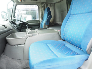 いすゞ ギガ 平ボディ 大型 QKG-CYL77A 年式 H26[写真33]