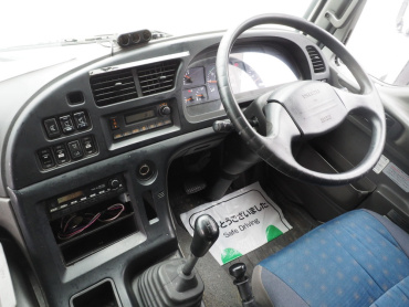 いすゞ ギガ 平ボディ 大型 QKG-CYL77A 年式 H26[写真24]