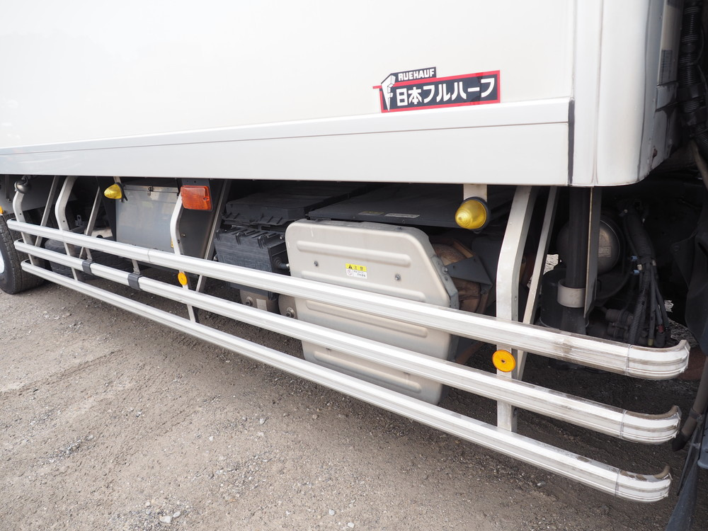 いすゞ ギガ 冷凍バン 大型 QKG-CYL77AZ 年式 H26[写真09]