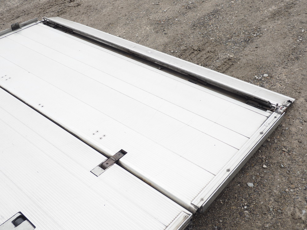 いすゞ ギガ 冷凍バン 大型 QKG-CYL77AZ 年式 H26[写真21]