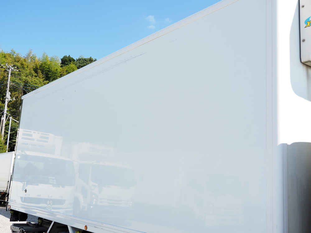 いすゞ フォワード 冷凍バン 中型 TKG-FRR90S2 年式 H25[写真11]