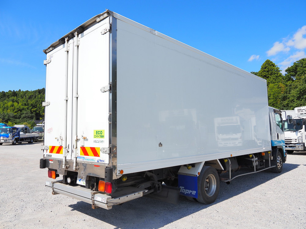 いすゞ フォワード 冷凍バン 中型 TKG-FRR90S2 年式 H25[写真06]