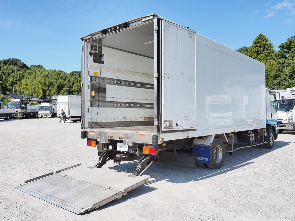 いすゞ フォワード 冷凍バン 中型 TKG-FRR90S2 年式 H25[写真13]