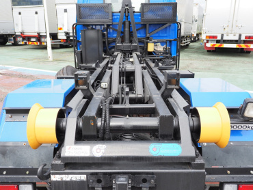 いすゞ エルフ アームロール 小型 TPG-NKR85AN 年式 H28[写真19]