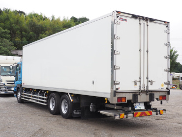 いすゞ ギガ 冷凍バン 大型 QKG-CYL77AZ 年式 H26 [写真06]