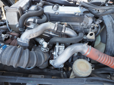 いすゞ フォワード 冷凍バン 中型 TKG-FRR90S2 年式 H25 [写真21]