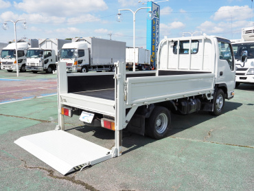 マツダ タイタン 平ボディ 小型 BKG-LHR85A 年式 H23[写真18]