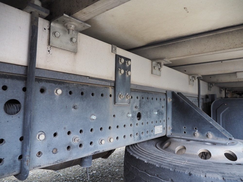 いすゞ フォワード 冷凍バン 中型 TKG-FRR90S2 年式 H25[写真20]