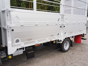 マツダ タイタン 平ボディ 小型 BKG-LPR85AN 年式 H23[写真08]