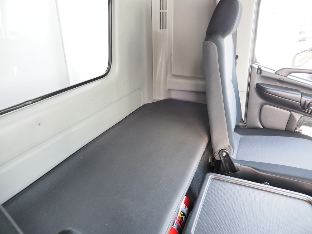 日野 レンジャー ウイング車 中型 TKG-FD7JLAG 年式 H27[写真36]